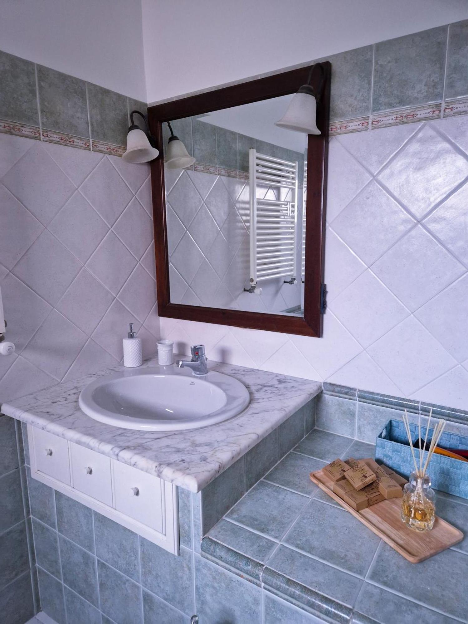 Ca' Vittoria Urban Lodge Alba  Ngoại thất bức ảnh