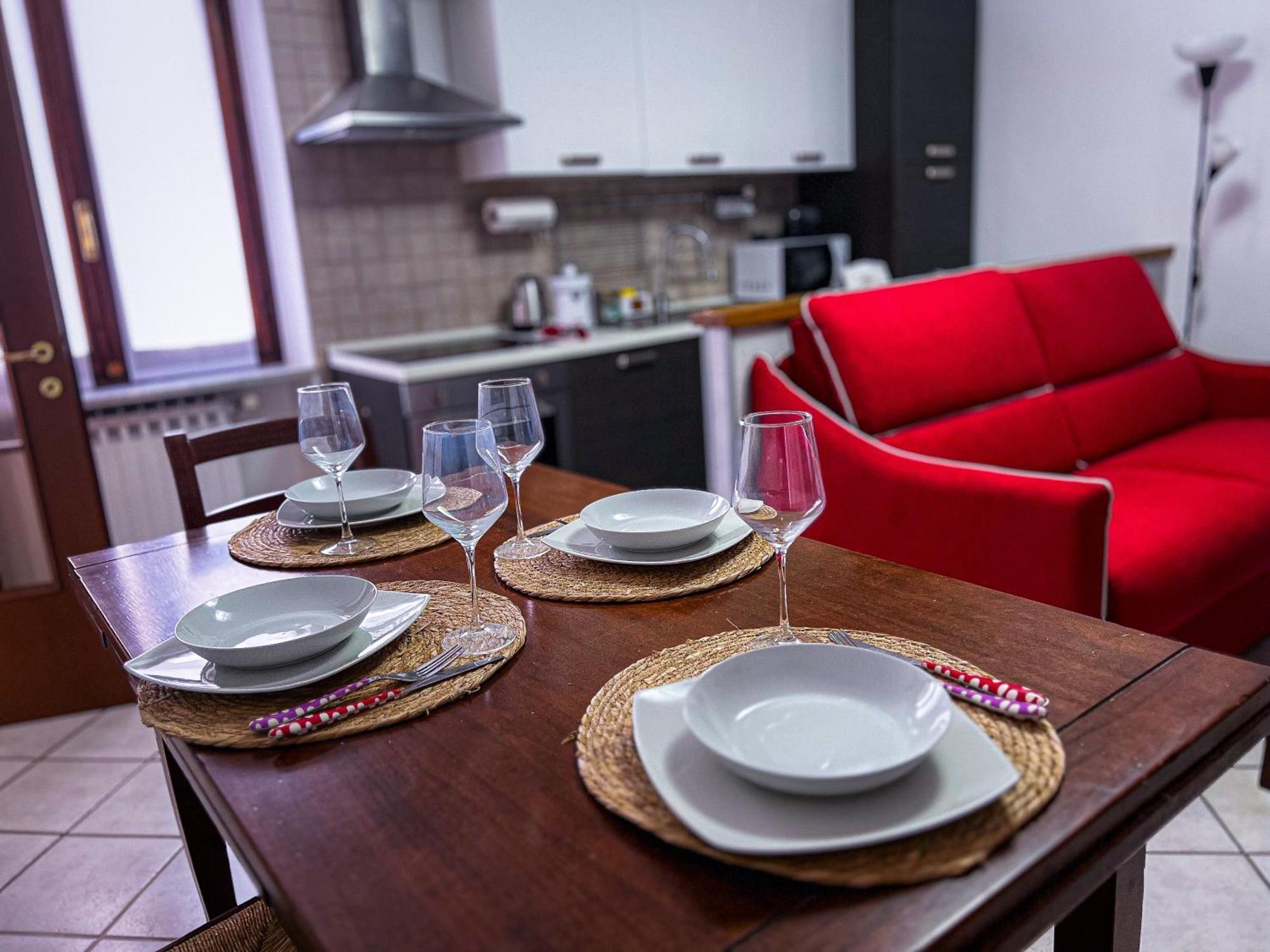 Ca' Vittoria Urban Lodge Alba  Ngoại thất bức ảnh